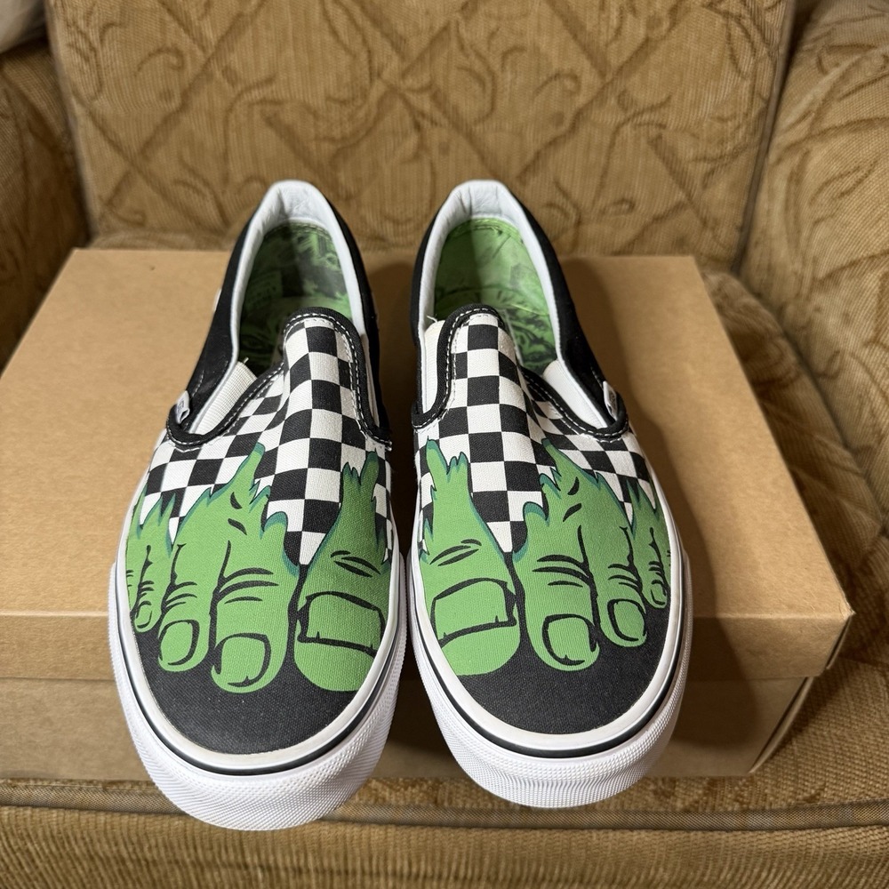 Vans Marvel Incredible Hulk Checkerboard‎ Slip On Shoes Size Men's 9 Excellent!